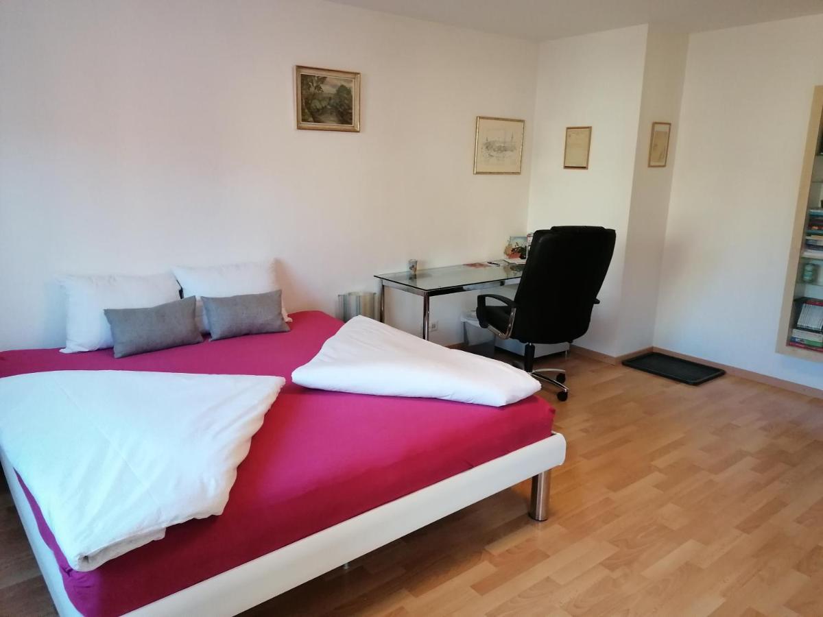 Konditor B & B Frenkendorf Eksteriør bilde